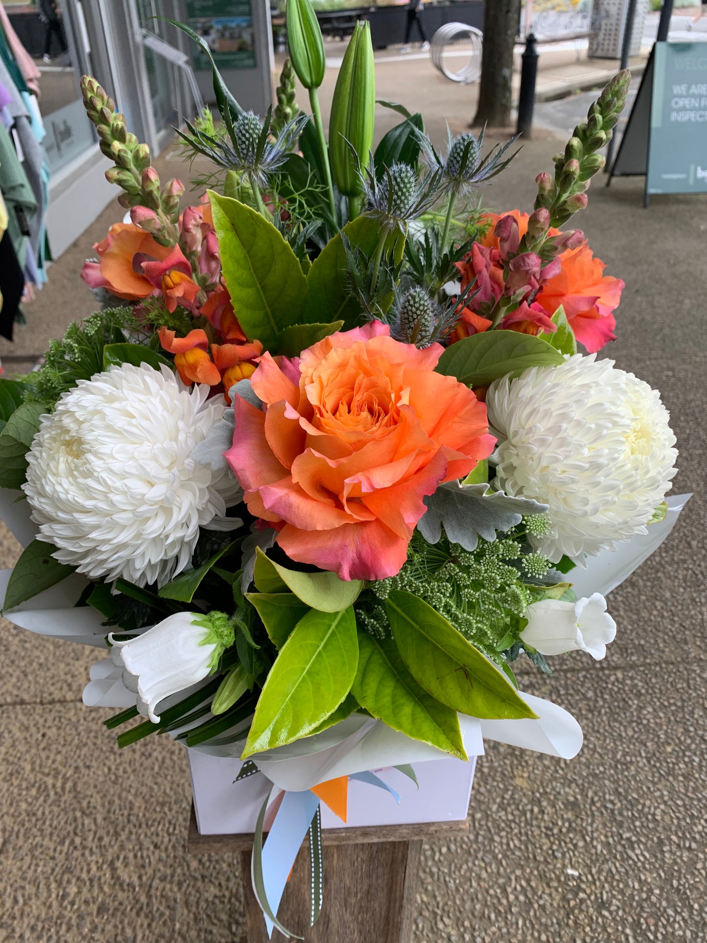 'O.J' -Medium Box Arrangement