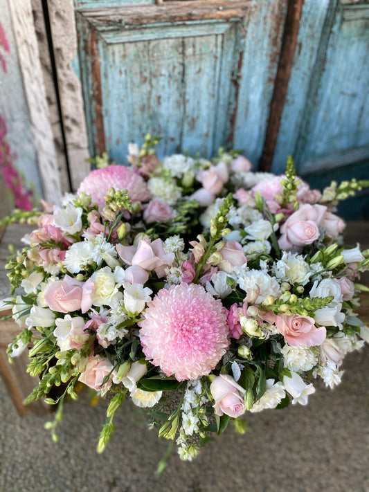 Rosè -Cranberry -fresh floral Wreath Arrangement